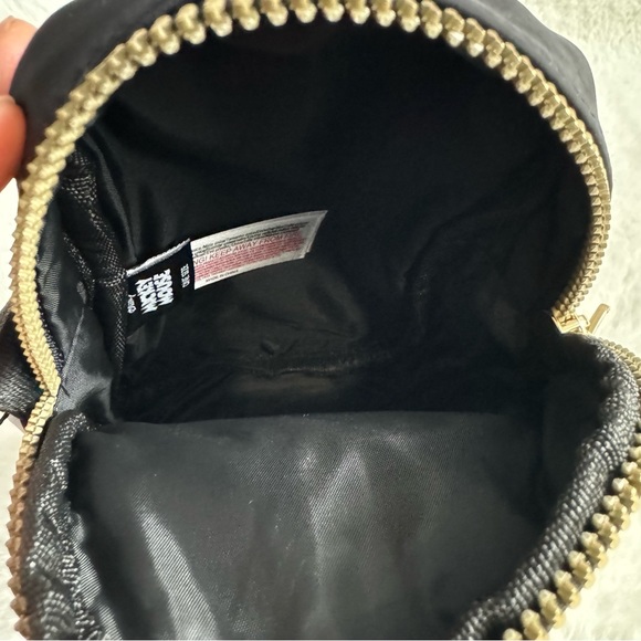 *NEW* Disney Mickey Mouse Crossbody Bag Cell Phone Holder - Picture 3 of 8